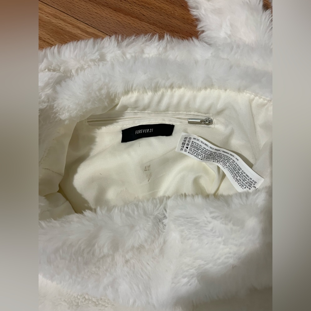 Forever 21 Faux Fur White Crossover Bag View 3